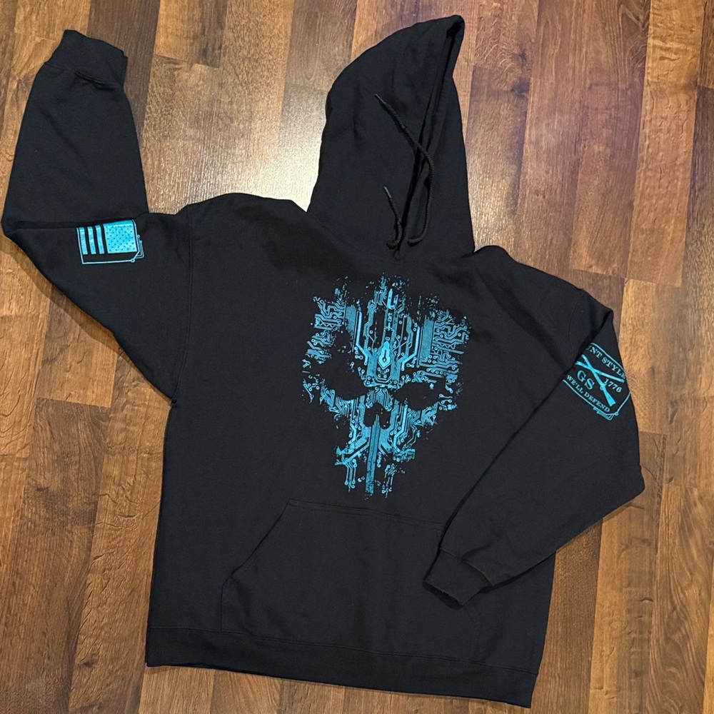 Grunt Style Men’s Black Hoodie with Teal Circuit Tech Skull Graphic (size XL)